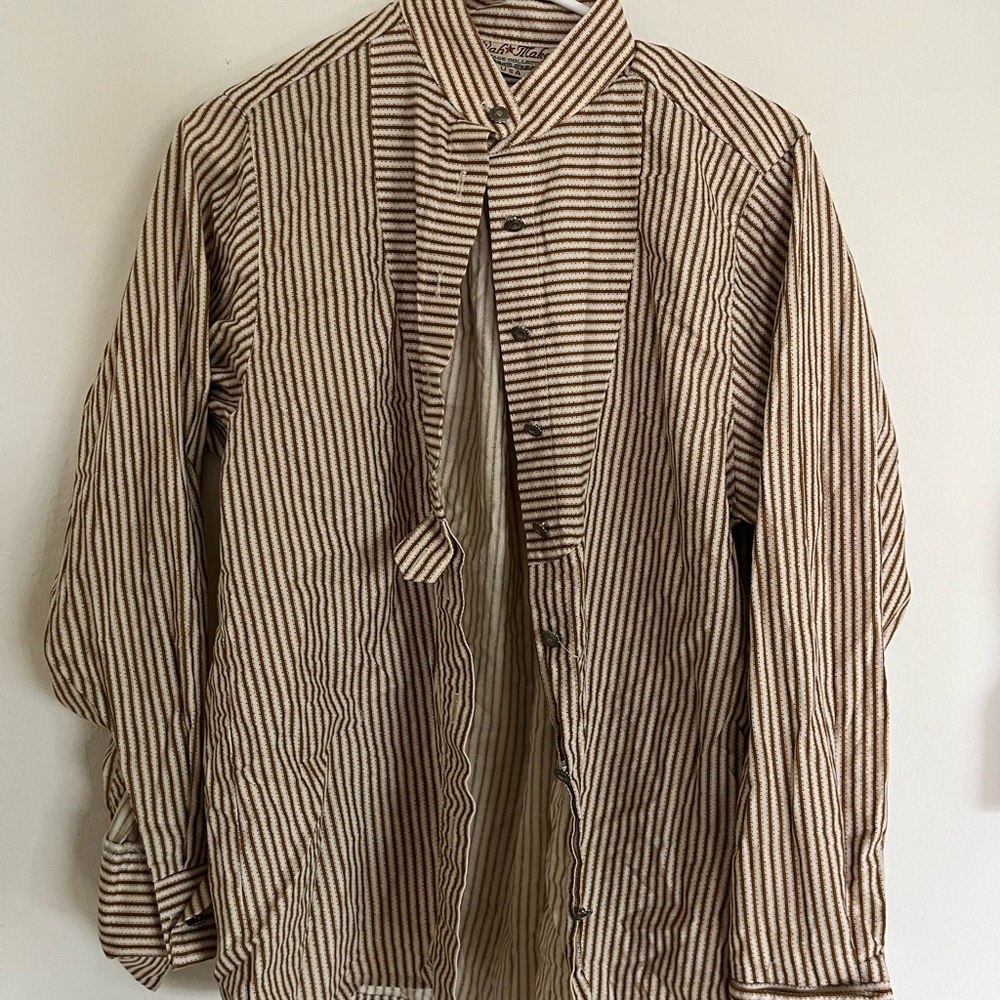 striped vintage shirt.